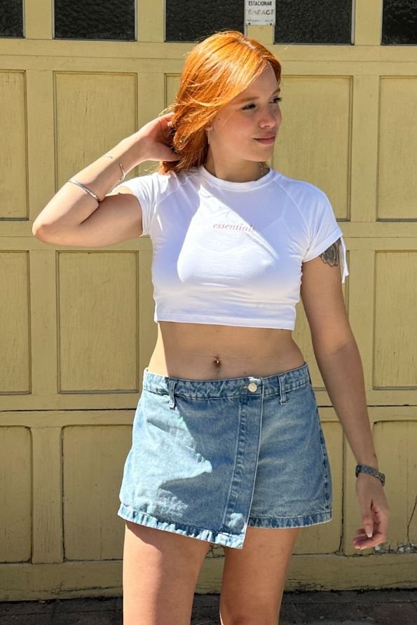 Remera ranglan Essentials hombros fruncidos - Modal Viscosa