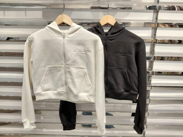 Campera crop Running club - Frisa