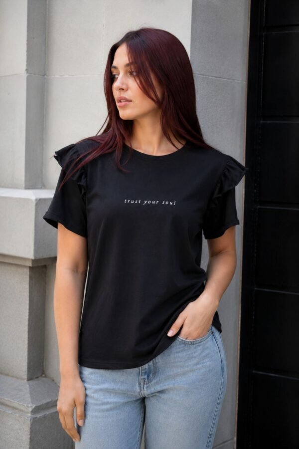 Remera Chloe Trust your soul - Viscosa